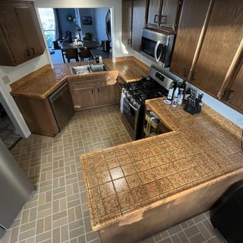 Luxiomer Stone Gallery - Old tile countertop - Countertop Installation Near Me - Thousand Oaks, California