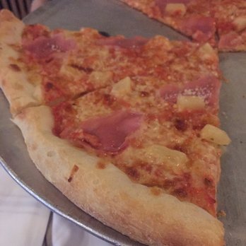 Watershed Pub & Kitchen - Hawaiian pizza - Pubs Near Me - Seattle, Washington Watershed Pub & Kitchen - Hawaiian pizza - Pubs Near Me - Seattle, Washington