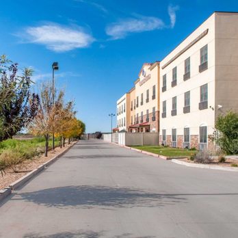 Comfort Suites - Hotels Near Me - Roswell, New Mexico