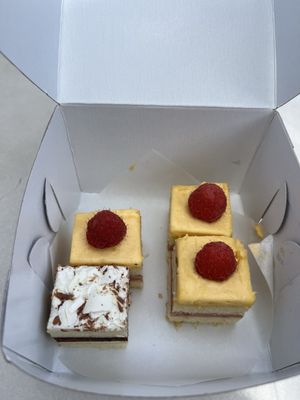 Michele Coulon Dessertier by null