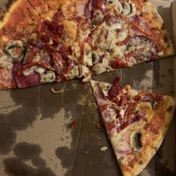 Café Prosecco - Pizza "Vierjahreszeiten"