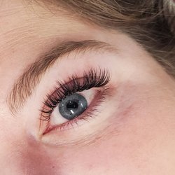 Southern Curls Hair Salon and Gift Shop - Classic lash extensions