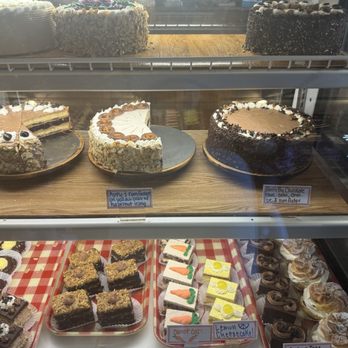 Heidelberg Haus - Bakeries Near Me - Indianapolis, Indiana Heidelberg Haus - Bakeries Near Me - Indianapolis, Indiana