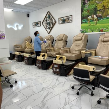Venus Nails & Spa - Very clean and sanitary following all covid rules. - Nail Salons Near Me - Westminster, Colorado