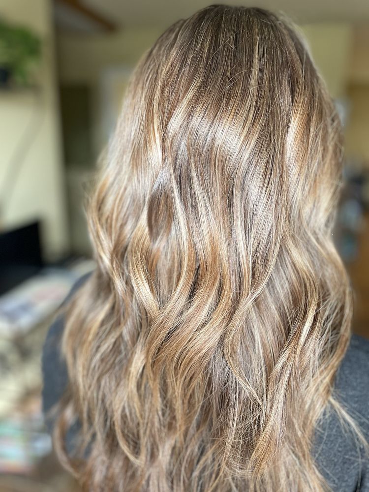 Lasting Impressions Logo