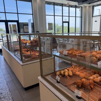 Tous Les Jours - Bakeries Near Me - West Des Moines, Iowa Tous Les Jours - Bakeries Near Me - West Des Moines, Iowa