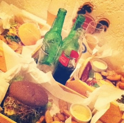 Le Grand Burger by null
