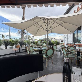 Cafe Landwer - Outdoor patio. Very nice with misting fans and comfortable space even in the hot Vegas summers - Cafes Near Me - Las Vegas, Nevada Cafe Landwer - Outdoor patio. Very nice with misting fans and comfortable space even in the hot Vegas summers - Cafes Near Me - Las Vegas, Nevada
