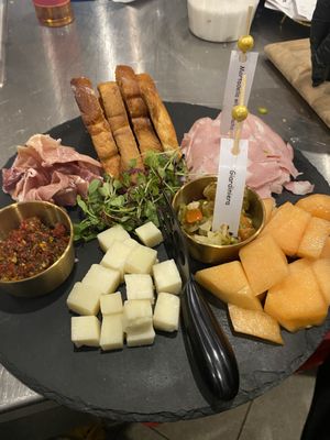 Waters Edge Winery & Bistro Dallas by null