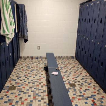 Worthington Pools - Men's locker room - Swimming Pools Near Me - Worthington, Ohio