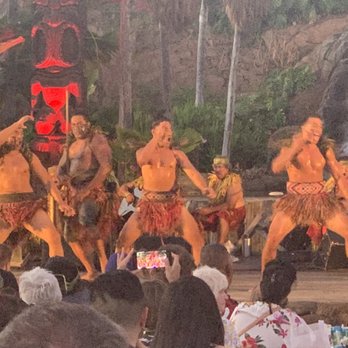 Chief's Luau - Dancers - Performing Arts Near Me - Kapolei, Hawaii Chief's Luau - Dancers - Performing Arts Near Me - Kapolei, Hawaii