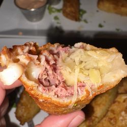 Gallagher's - Reuben Eggrolls