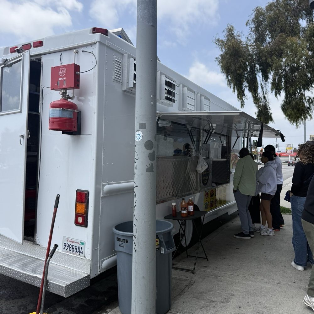 Mariscos Jalisco - food truck - Seafood Near Me - Los Angeles, California