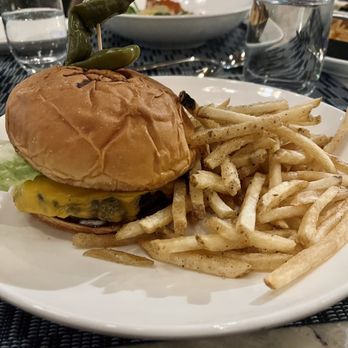 Commission Row - Black Hawk Farms American Wagyu Burger - Steakhouses Near Me - Indianapolis, Indiana