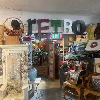 Michael Todd's Treasures - Furniture Stores Near Me - Phoenix, Arizona Michael Todd's Treasures - Furniture Stores Near Me - Phoenix, Arizona