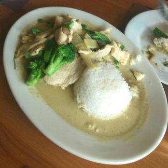 Green Basil - Green curry - Thai Near Me - North Providence, Rhode Island