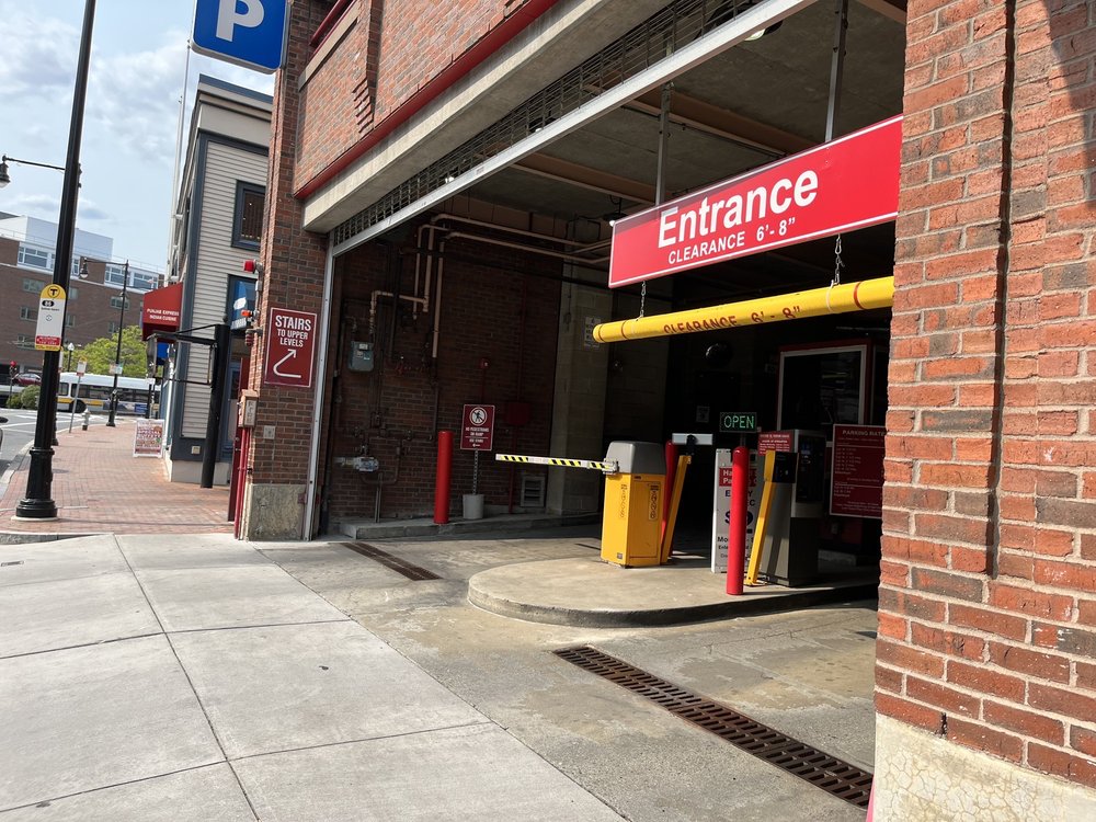 HARVARD SQUARE PARKING GARAGE Updated September 2024 16 Photos & 14 Reviews 65 John F