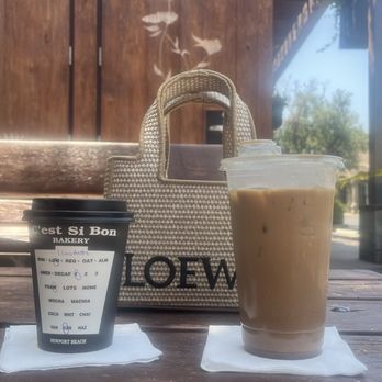 C'est Si Bon Bakery - POV - Bakeries Near Me - Newport Beach, California C'est Si Bon Bakery - POV - Bakeries Near Me - Newport Beach, California