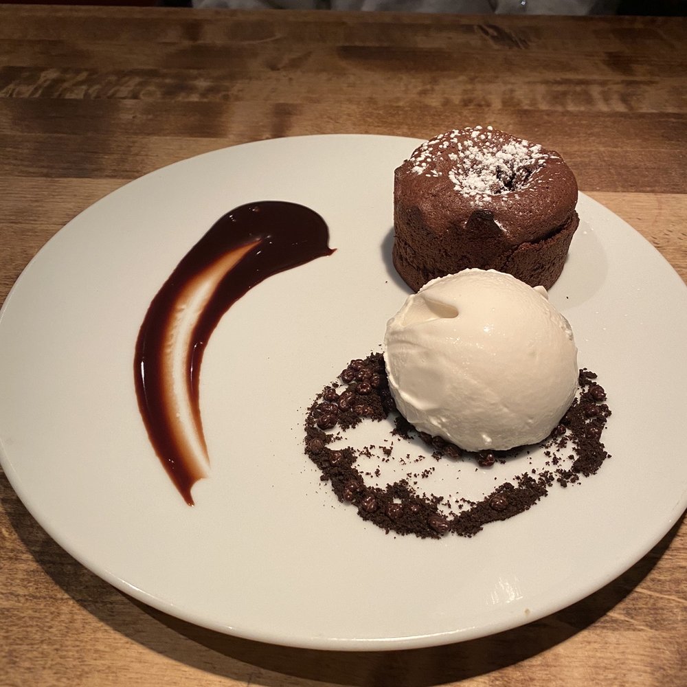 Cactus Club Cafe - Chocolate Lava Cake - Canadian (New) Near Me - Surrey, British Columbia