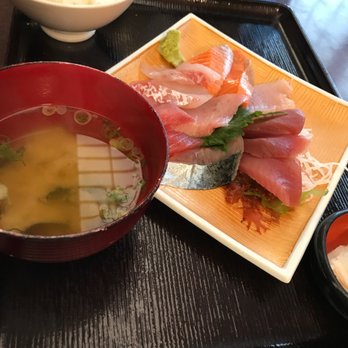 Waraku - Izakaya Near Me - Torrance, California
