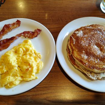 Denny's - Everyday Slam - American Near Me - Tampa, Florida