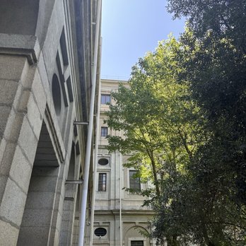 Museo Nacional Centro de Arte Reina Sofía - Museums Near Me - Madrid, M