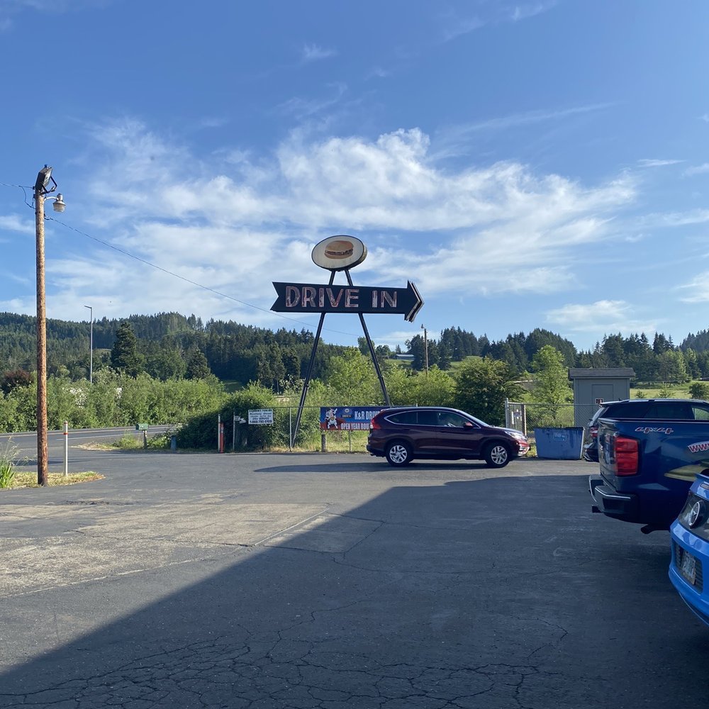 K-R Drive Inn - Burgers Near Me - Oakland, Oregon