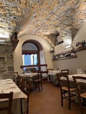 Osteria Quatro Pass by null