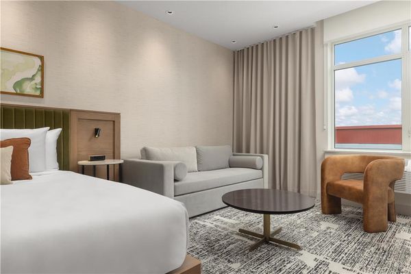 Hotel Railwayparc Montreal, Tapestry Collection by Hilton by null