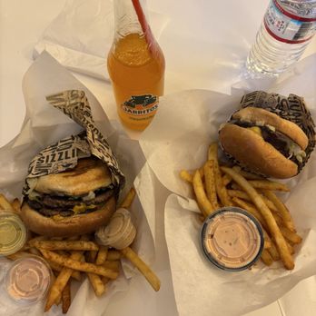 YSG HALAL YeeShaans Grubb - Halal American Burgers - Fusion - Halal Near Me - Fremont, California
