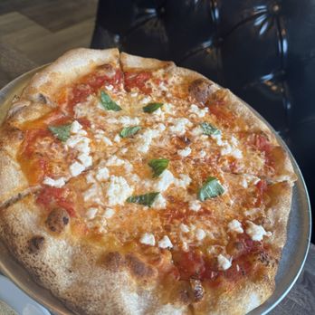 La Pizza Spot - La Sophia - Pizza Near Me - Campbell, California