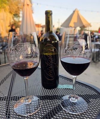 Christopher Cellars by null