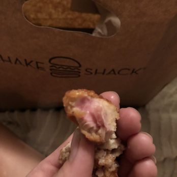 Shake Shack Glendale - Burgers Near Me - Glendale, California