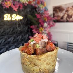 El Eden Cuisine - Mofongo de chicharron