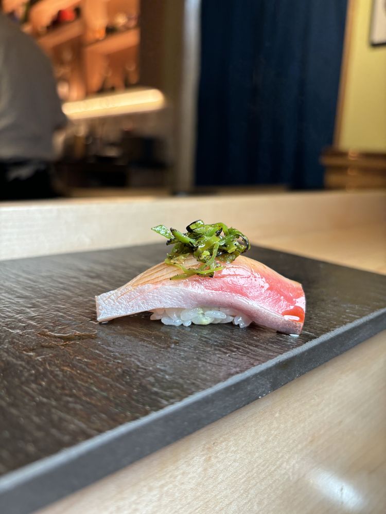 Sushi Lin West Village Logo