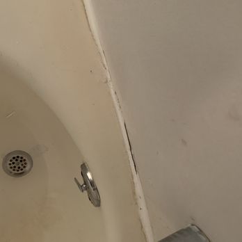 Lexington Commons Apartments - Caulking over mold before I moved in - Apartments Near Me - Bartlesville, Oklahoma Lexington Commons Apartments - Caulking over mold before I moved in - Apartments Near Me - Bartlesville, Oklahoma