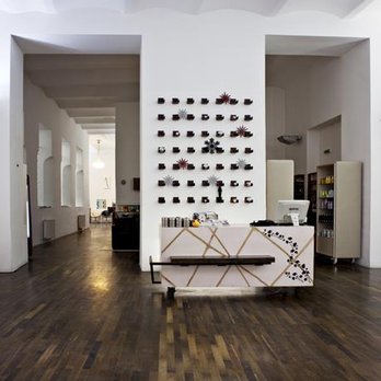 Folge eins - Hair Salons Near Me - Vienna, 9