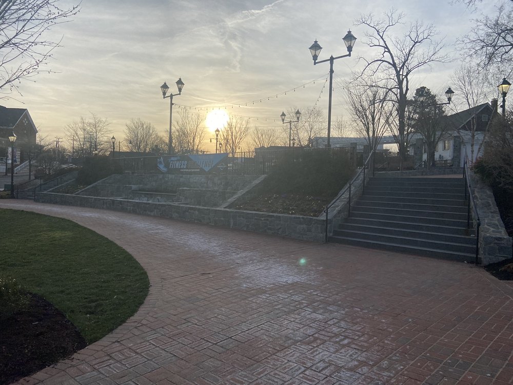 OLD TOWN SQUARE 69 Photos 10455 Armstrong Street, Fairfax, VA Yelp