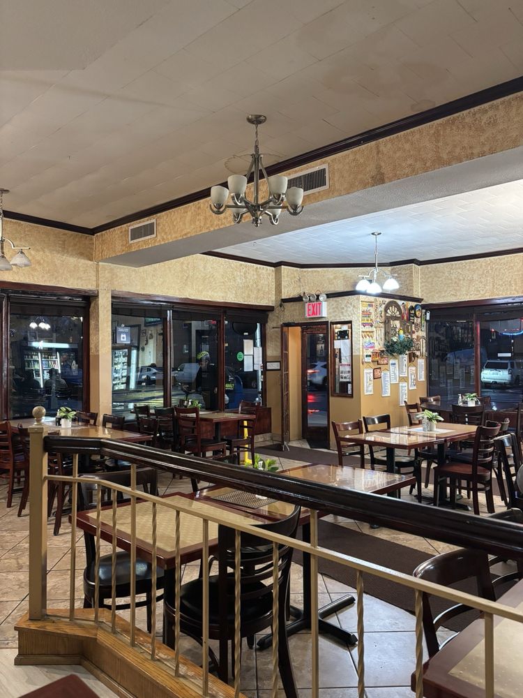 Tienda Vieja Colombian Restaurant