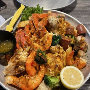 Captain Brad's Coastal Kitchen - Boil - Seafood Near Me - Tomball, Texas Captain Brad's Coastal Kitchen - Boil - Seafood Near Me - Tomball, Texas