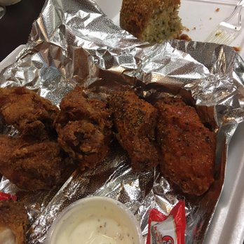 Pat's Wings on Wheels - Specialty flavored wings - Food Trucks Near Me - Houston, Texas Pat's Wings on Wheels - Specialty flavored wings - Food Trucks Near Me - Houston, Texas