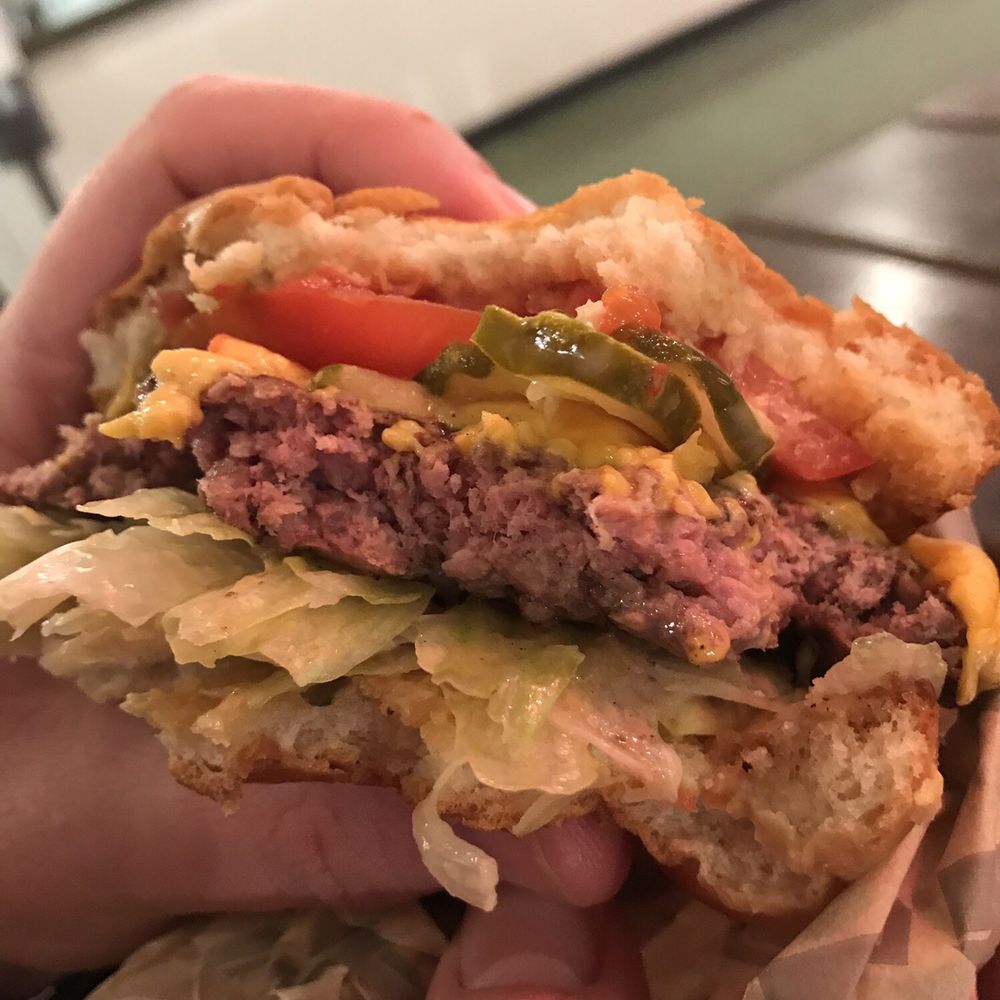 Gott's St. Helena - Cheeseburger - Burgers Near Me - Saint Helena, California Gott's St. Helena - Cheeseburger - Burgers Near Me - Saint Helena, California