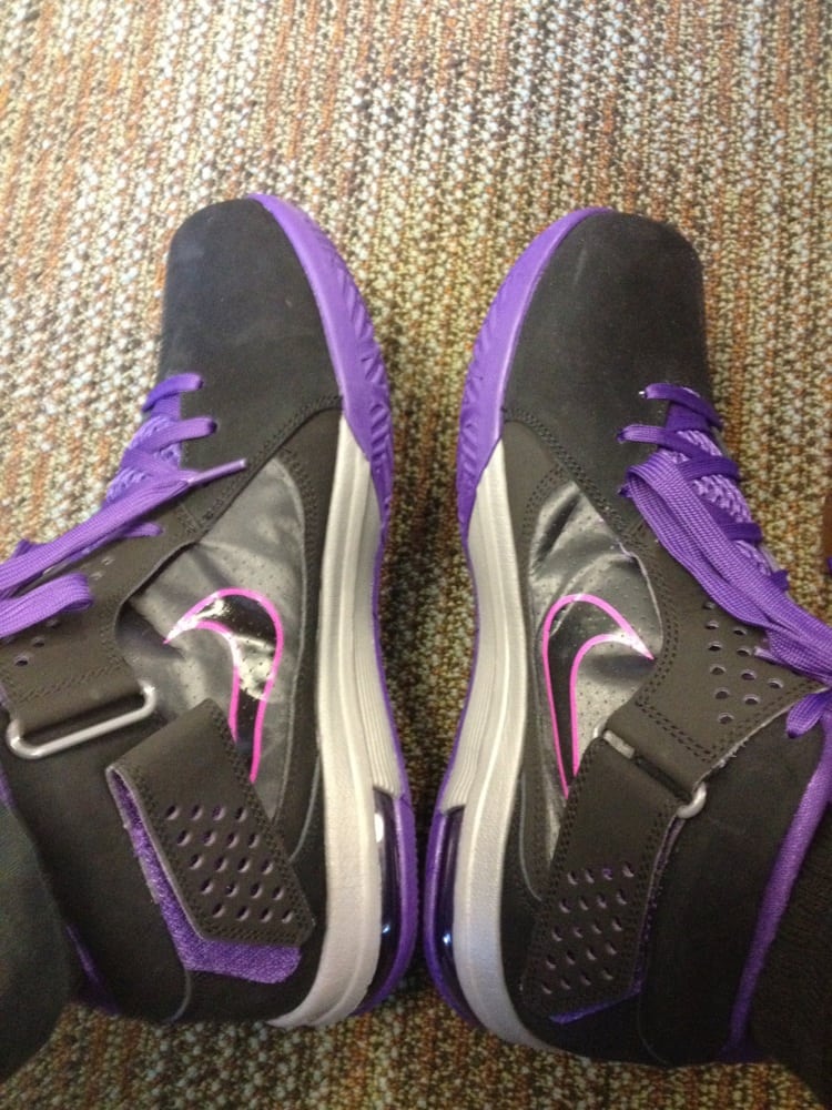 champs sports running