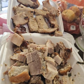 Bai Cebu Lechon - Top half is all fat. Bottom half is 30 percent fat 70 percent meat. - Filipino Near Me - Hayward, California Bai Cebu Lechon - Top half is all fat. Bottom half is 30 percent fat 70 percent meat. - Filipino Near Me - Hayward, California