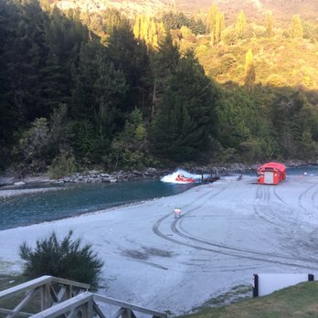 Shotover Jet - Impressive spin to stop and park at dock. - Boating Near Me - Otago, OTA Shotover Jet - Impressive spin to stop and park at dock. - Boating Near Me - Otago, OTA