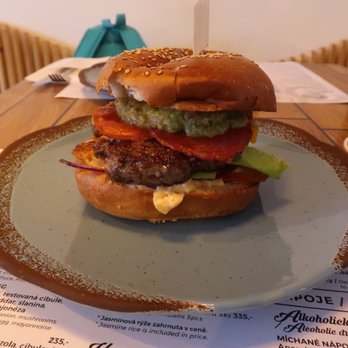 Street Burger Bistro - Chorizo and gucamole burger - Burgers Near Me - Prague, Puerto Rico Street Burger Bistro - Chorizo and gucamole burger - Burgers Near Me - Prague, Puerto Rico