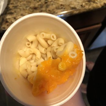 Big City Wings - Horrible Mac and cheese. Literally a drinking cup of noodles with shredded cheese on top. - Chicken Wings Near Me - Spring, Texas