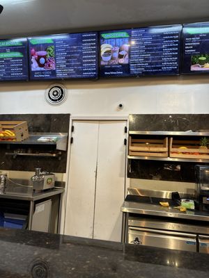 Melrose Squeeze by null