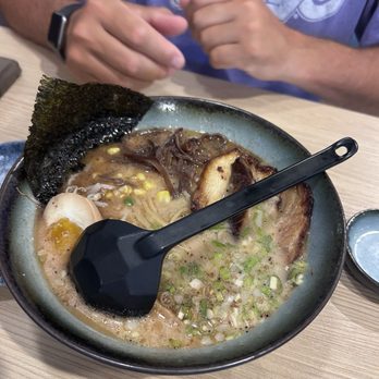 Blue Kujira - Ma-yu ramen - Ramen Near Me - South Harrison, New Jersey