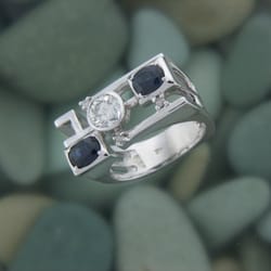 Caffray Jewellers - Diamond and sapphire ring